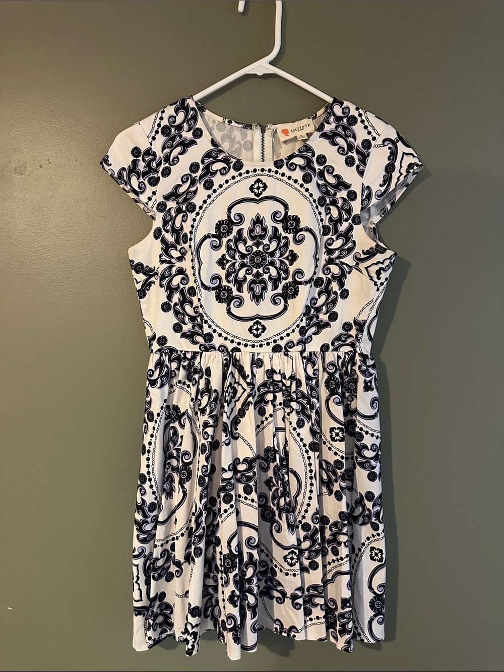 L'ATISTE White and Navy Ornate Medallion Dress